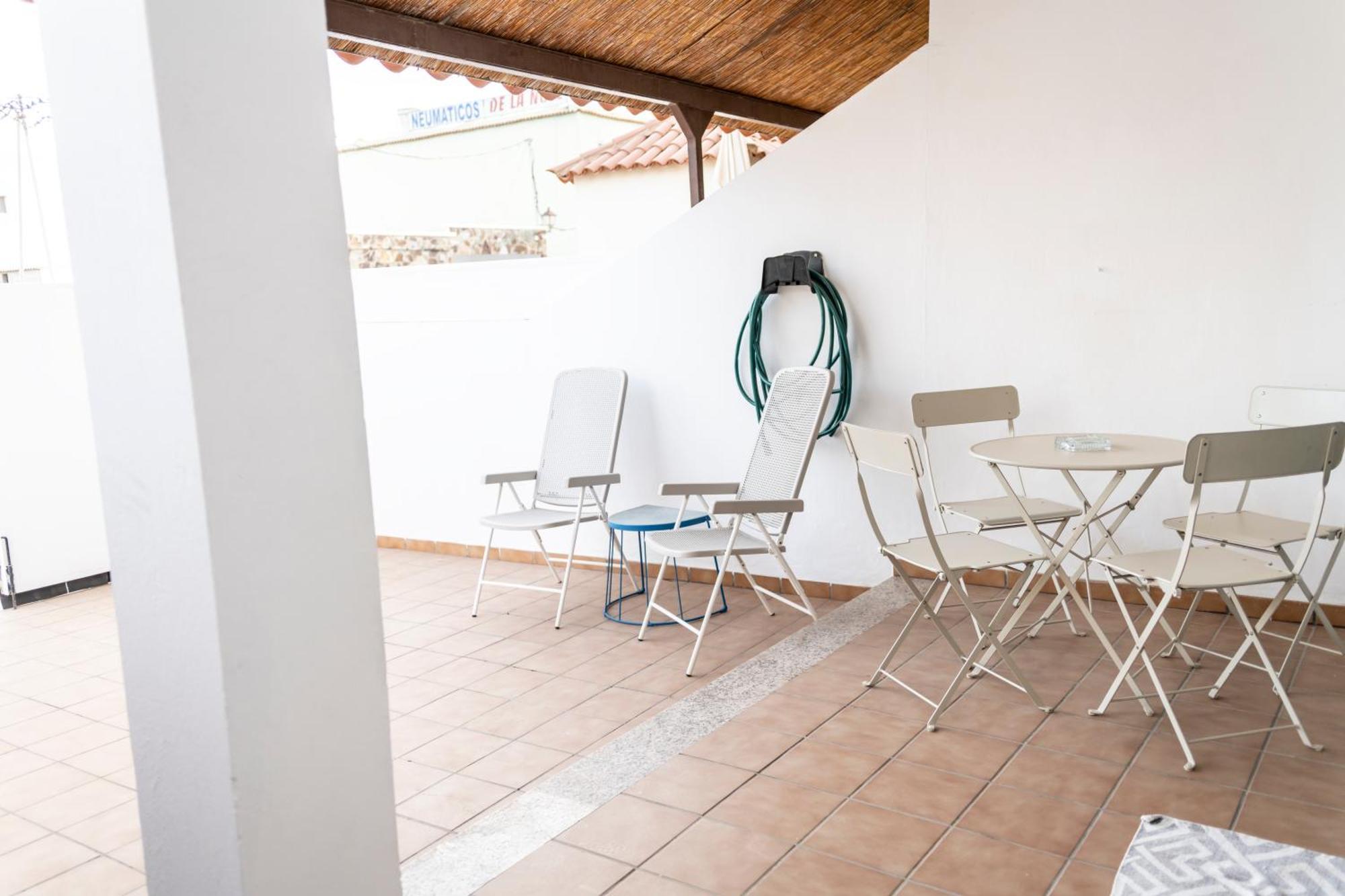 Ferienwohnung Yesenia Vv Airport El Matorral Exterior foto